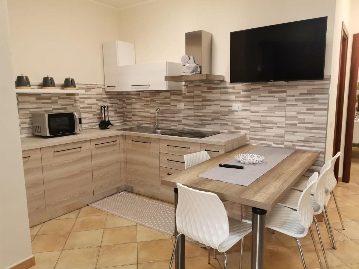 La Caletta Di Dany Apartment กัสเตลซาร์โด ภายนอก รูปภาพ
