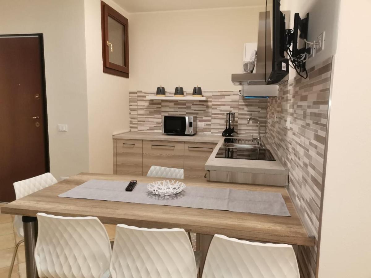 La Caletta Di Dany Apartment กัสเตลซาร์โด ภายนอก รูปภาพ