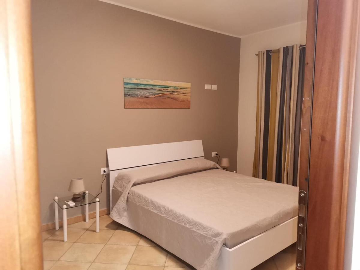 La Caletta Di Dany Apartment กัสเตลซาร์โด ภายนอก รูปภาพ