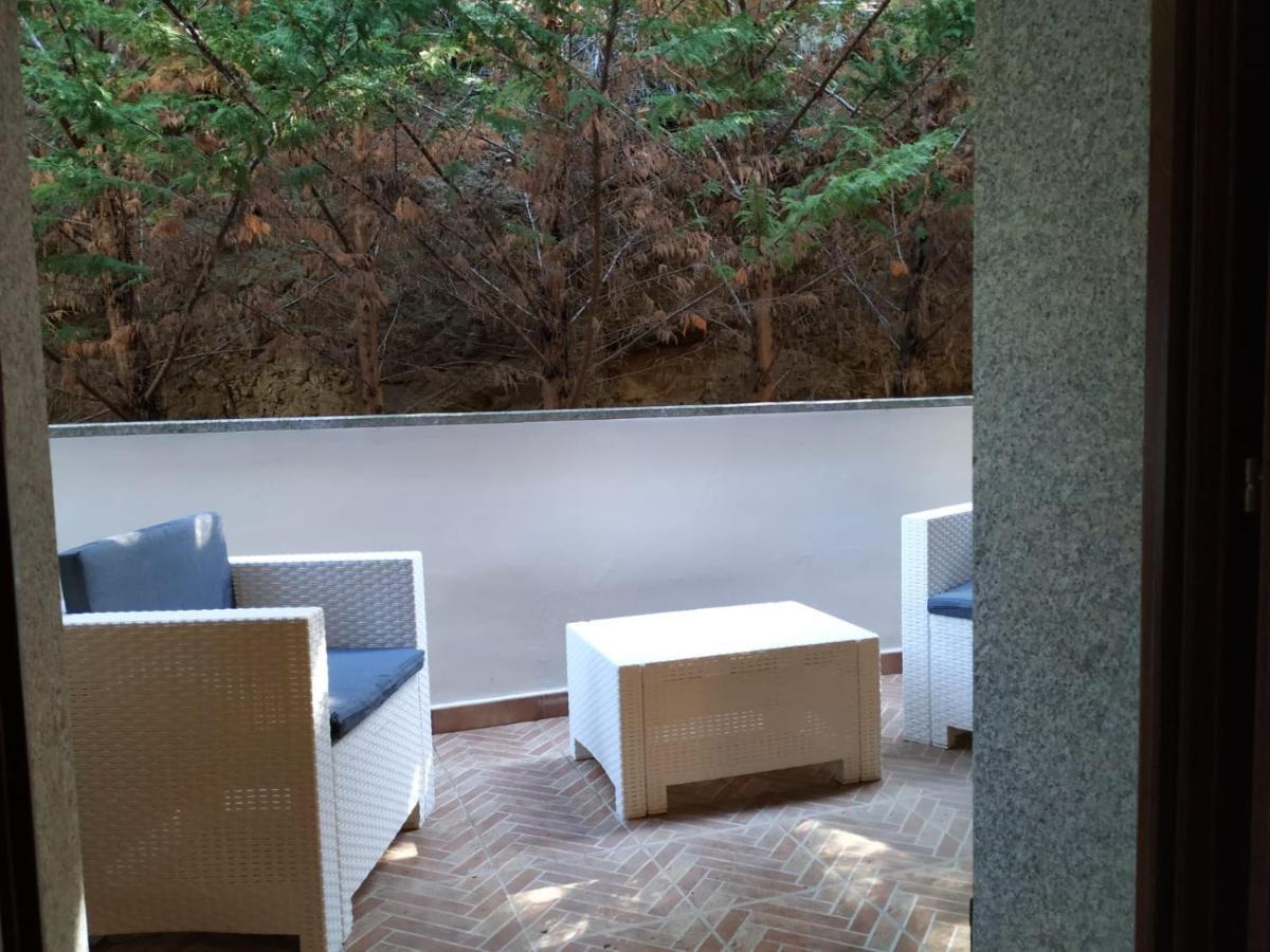 La Caletta Di Dany Apartment กัสเตลซาร์โด ภายนอก รูปภาพ