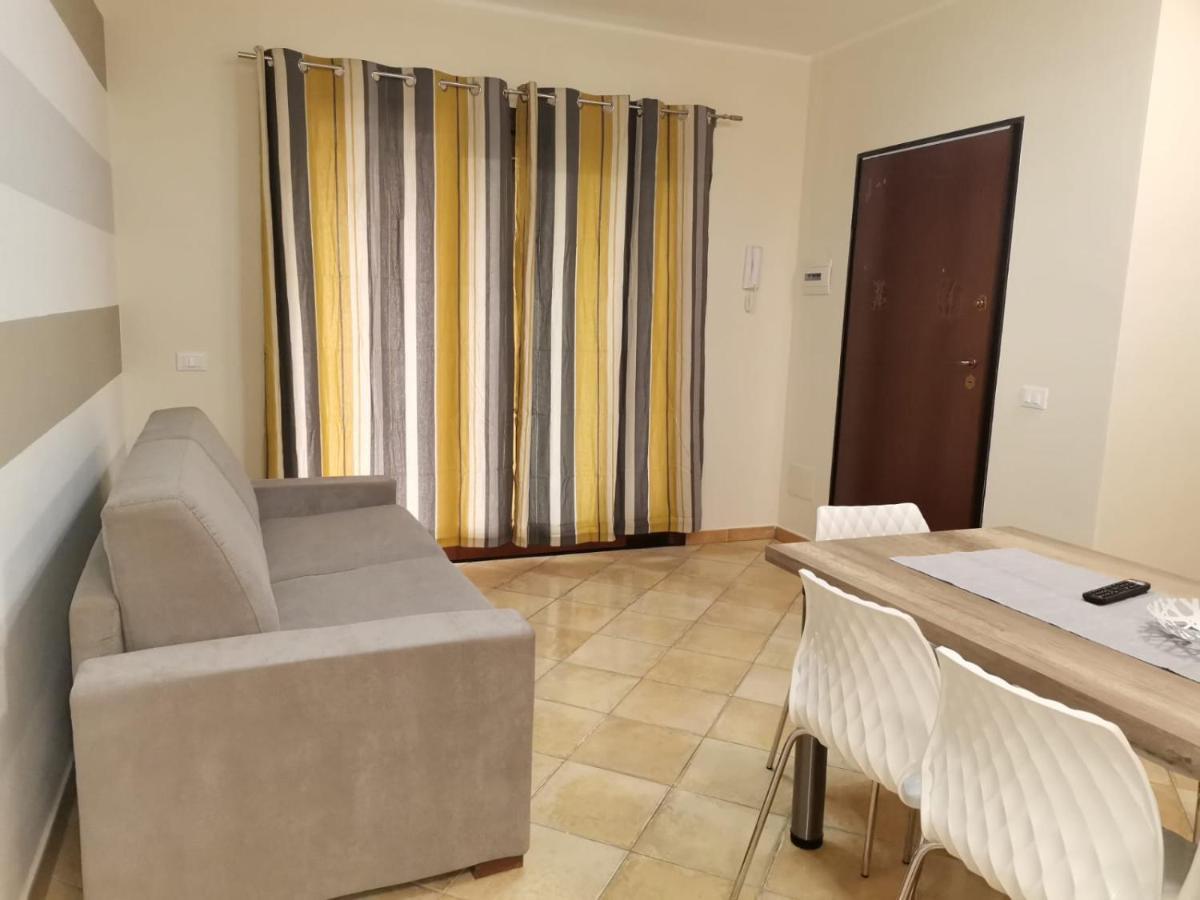 La Caletta Di Dany Apartment กัสเตลซาร์โด ภายนอก รูปภาพ